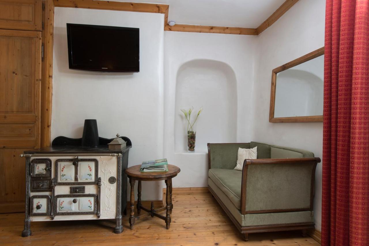 Au Cheval Blanc - Appartements Et Chambres D'Hotes Albertville Ngoại thất bức ảnh